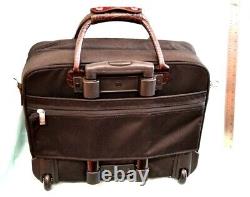 17 Rolls Business Travel US Luggage BLACK Carry On Bag Overnighter Croc Trim