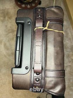 Filson Medium Weatherproof Rolling Carry On Leather Bag Suitcase Sierra Brown