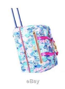 Lilly Pulitzer Quill Out Rolling Oversize Duffel Travel Suitcase Luggage Bag NEW