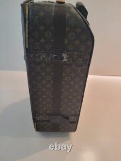 Louis Vuitton Pegase 70 Suitcase/Travel Bag Serial # SP1012 /5th Ave. New York