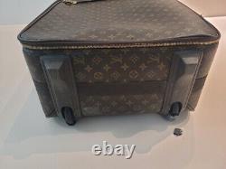 Louis Vuitton Pegase 70 Suitcase/Travel Bag Serial # SP1012 /5th Ave. New York