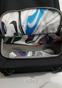 Nike Fiftyone 49 Luggage Large Travel Roller Bag Wheeled Rolling Suitcase Black
