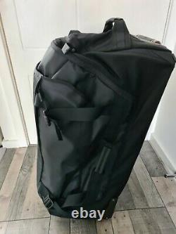 The North Face Rolling Thunder 30 Travel Bag Brand New 80L