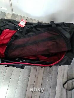 The North Face Rolling Thunder 36 Travel Bag Brand New 155L